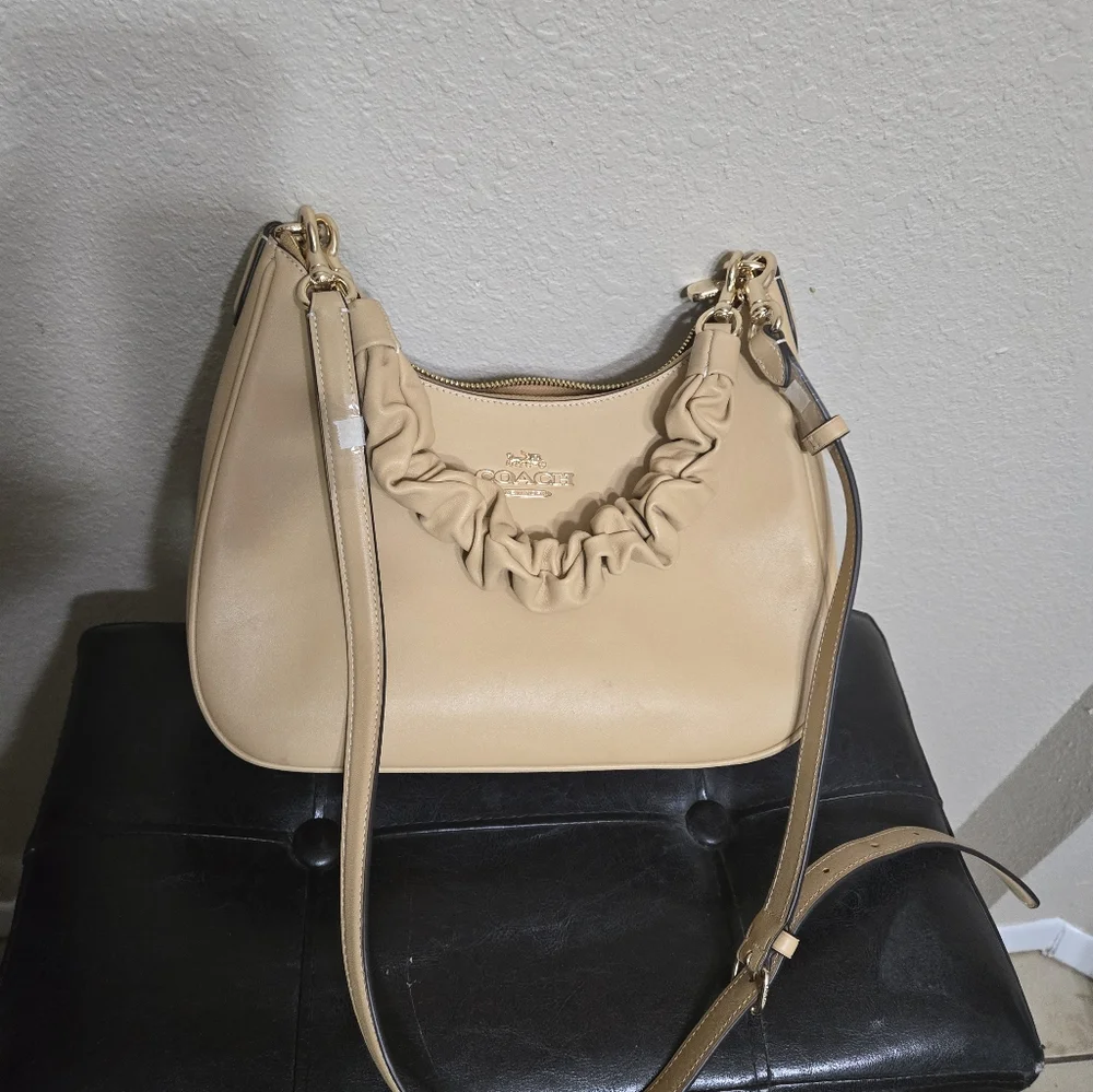 Coach Teri Hobo Bag - Picture 14 of 16
